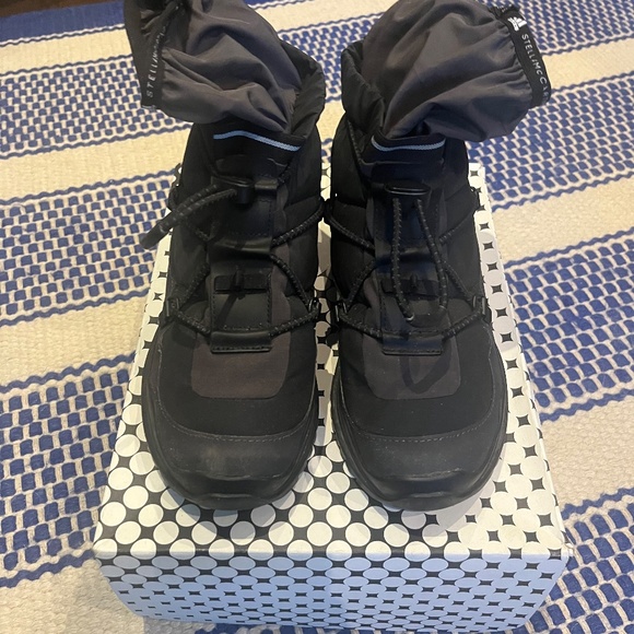 Stella McCartney x Adidas Cold.RDY winterboots sz 5 - Picture 1 of 4